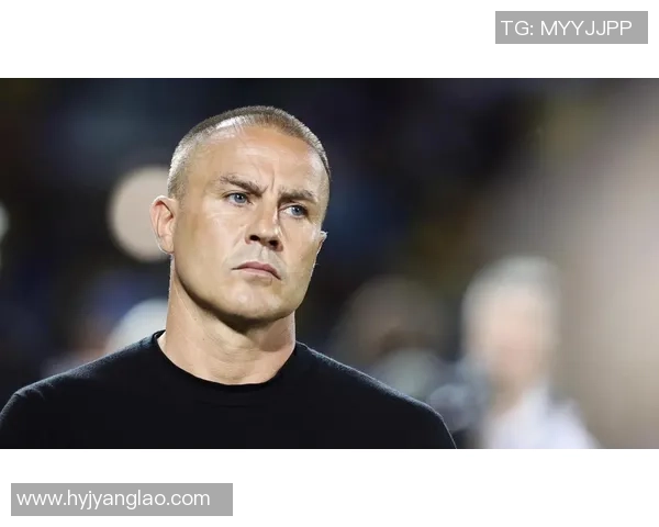 外国足球明星遭遇身份冒充事件引发球迷热议与媒体关注